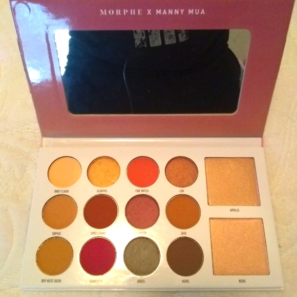 💚3 for $30💚🆕Manny MUA x Morphe Glam Palette🆕 - Picture 1 of 4